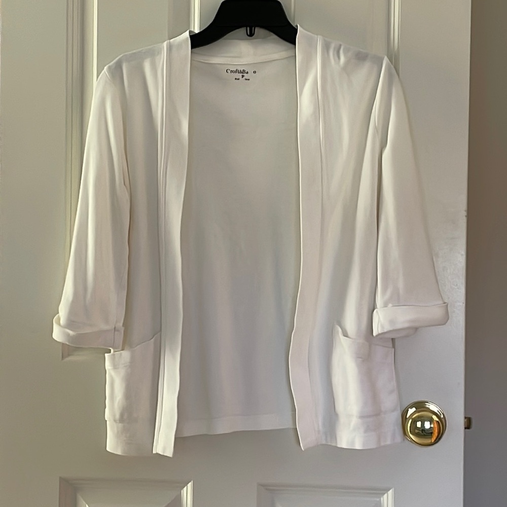 White ¾ length sleeve cardigan
